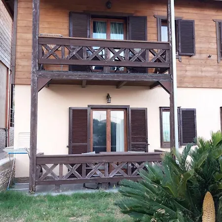 Wooden Nest Apartment Akhladheri Exterior photo