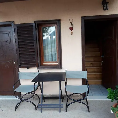 Wooden Nest Apartment Akhladheri Exterior photo